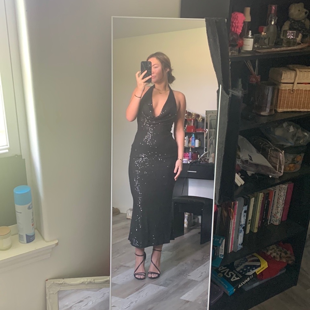 Hello Molly-size medium(could fit large), black